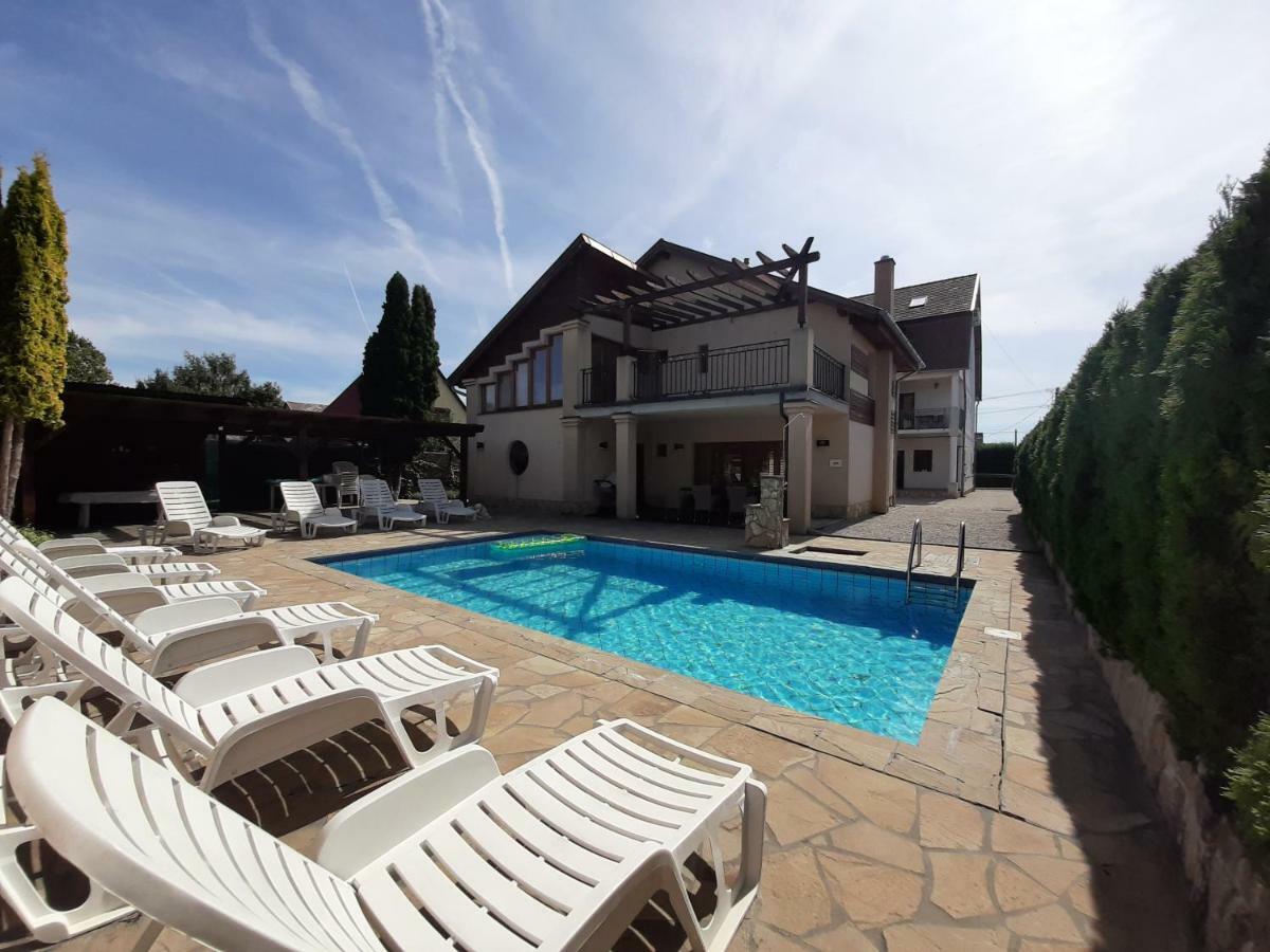 Família Apartmanház Keszthely Exteriér fotografie