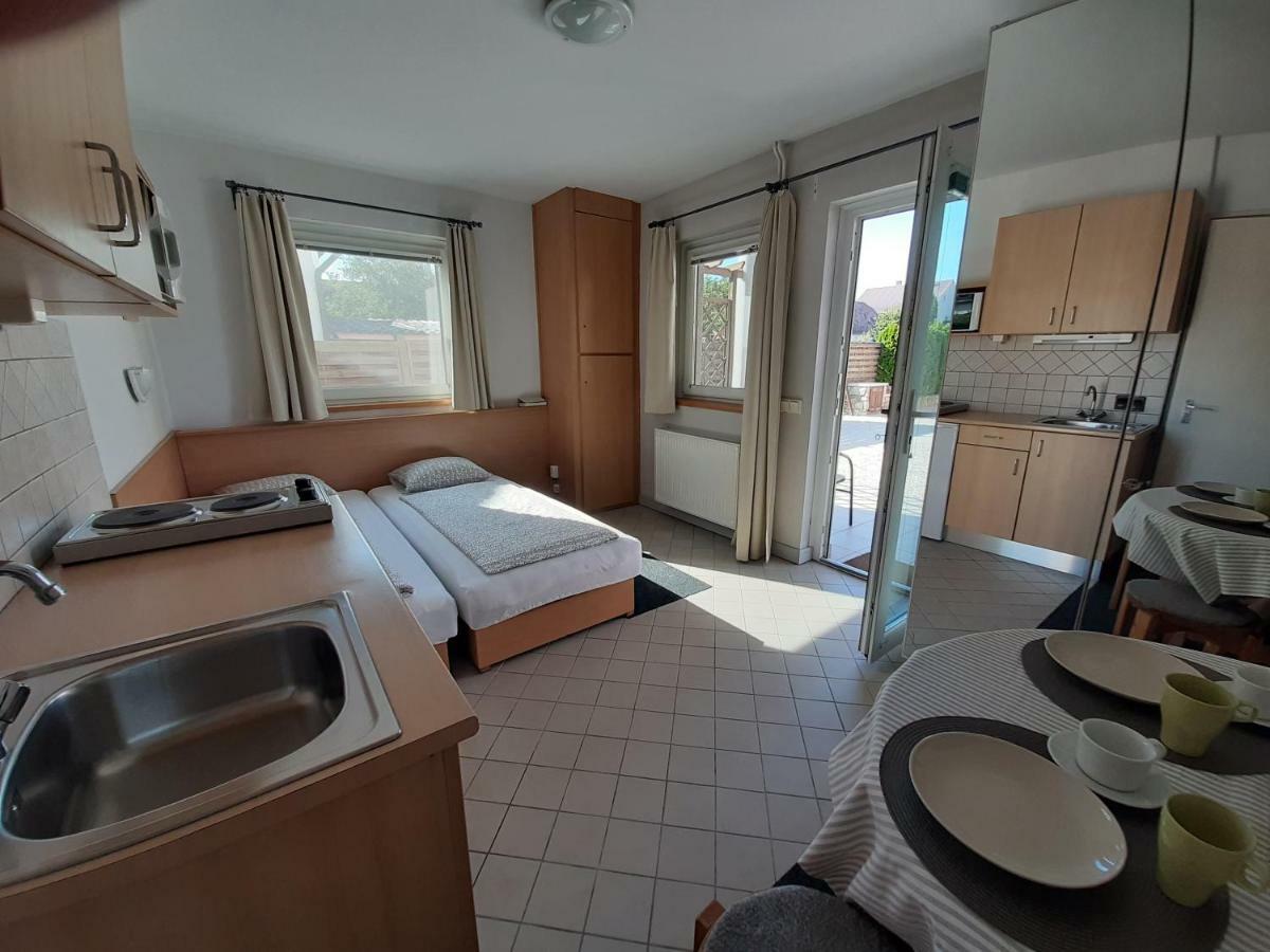 Família Apartmanház Keszthely Exteriér fotografie