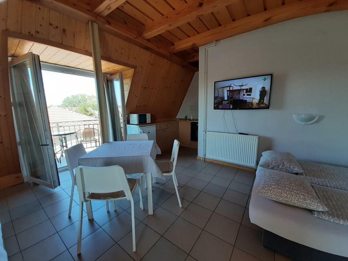 Família Apartmanház Keszthely Exteriér fotografie