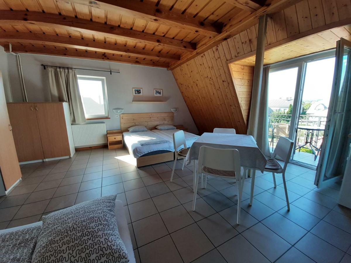 Família Apartmanház Keszthely Exteriér fotografie