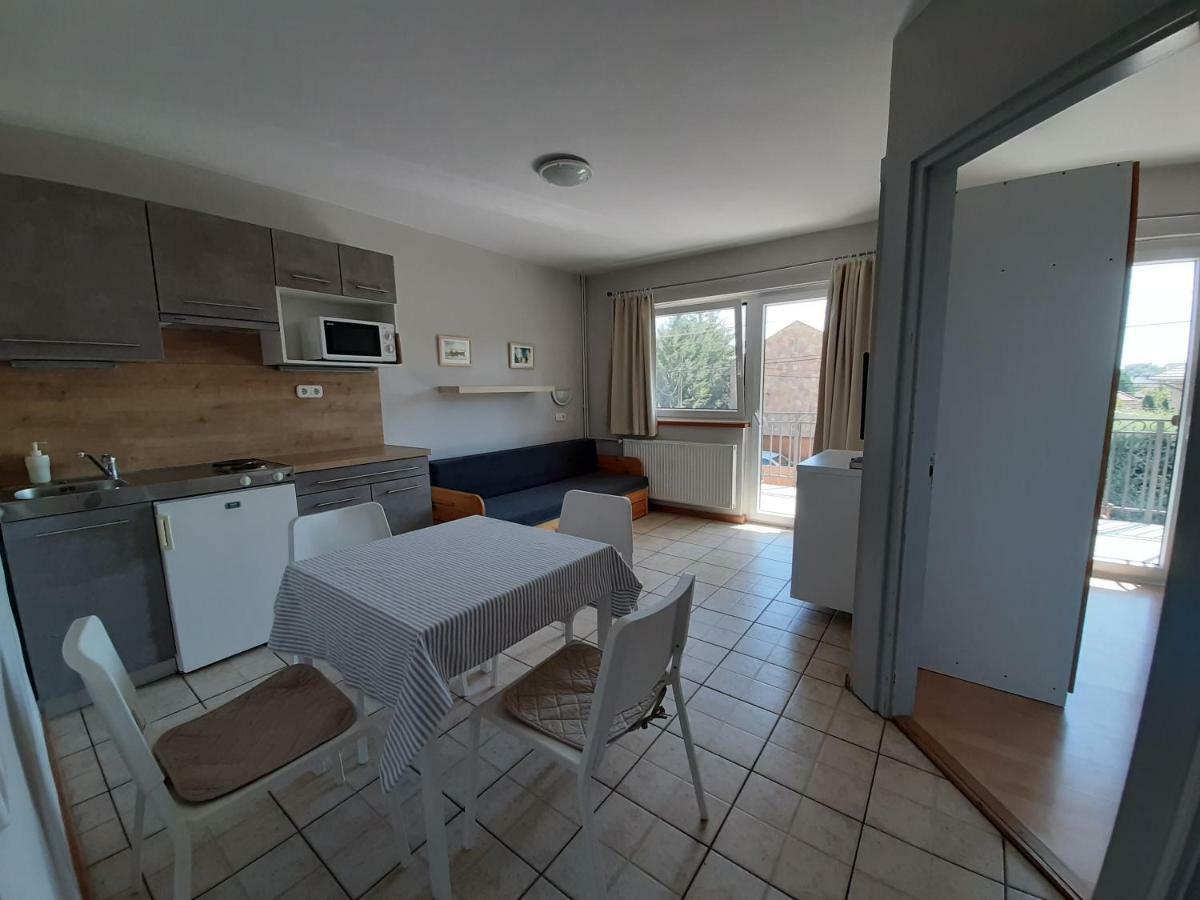 Família Apartmanház Keszthely Exteriér fotografie